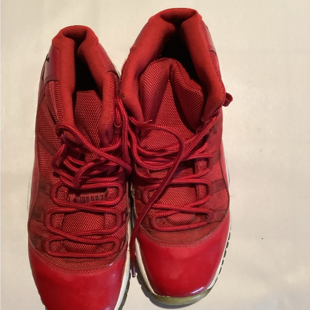Jordan 11 Retro Kids Sneakers Red